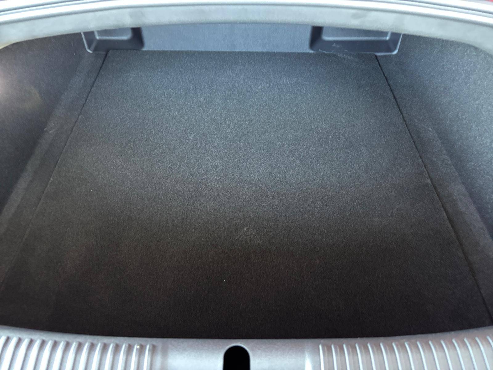 Image MG CYBERSTER DYNAMIC RED 375 kW 510 ch 