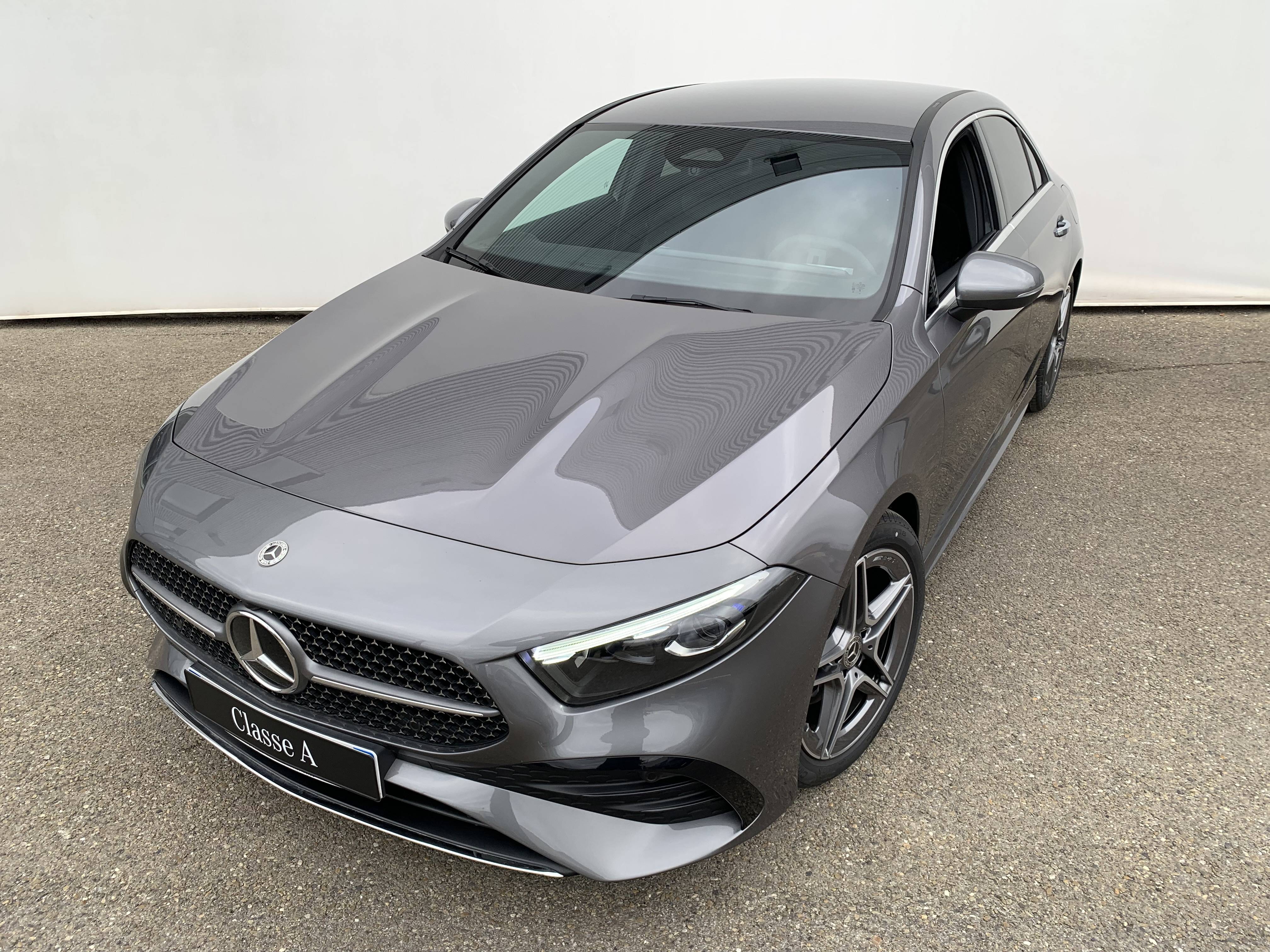 Photo MERCEDES CLASSE A BERLINE Classe A 200 d 8G-DCT