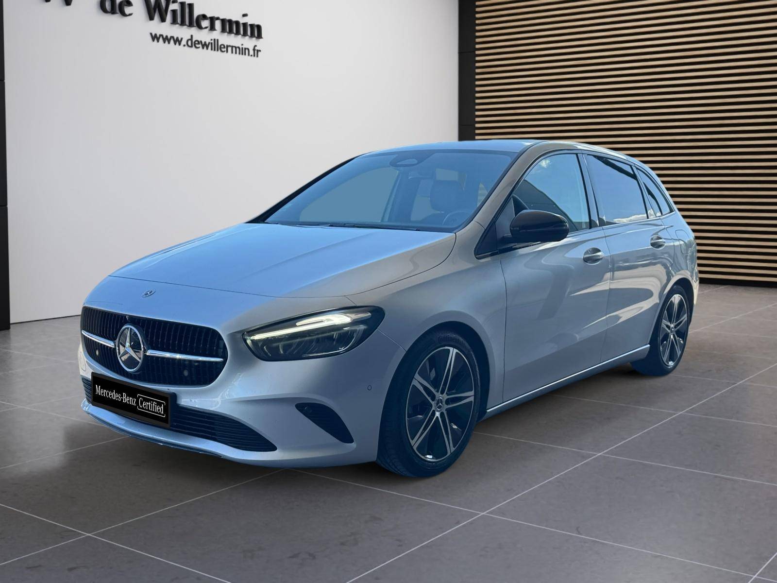 Photo MERCEDES CLASSE B Classe B 180 7G-DCT