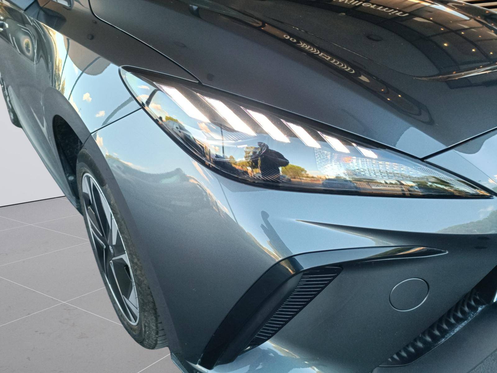 Image MG MG4 Standard 51kWh 125kW  MG4 Electric 51kWh - 125 kW 2WD Standard