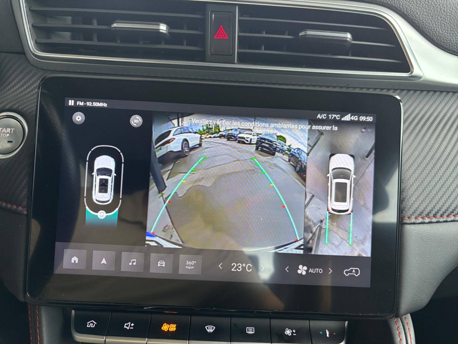 Image MG ZS Luxury 70kWh  ZS EV Autonomie Etendue 70kWh - 115 kW 2WD Luxury