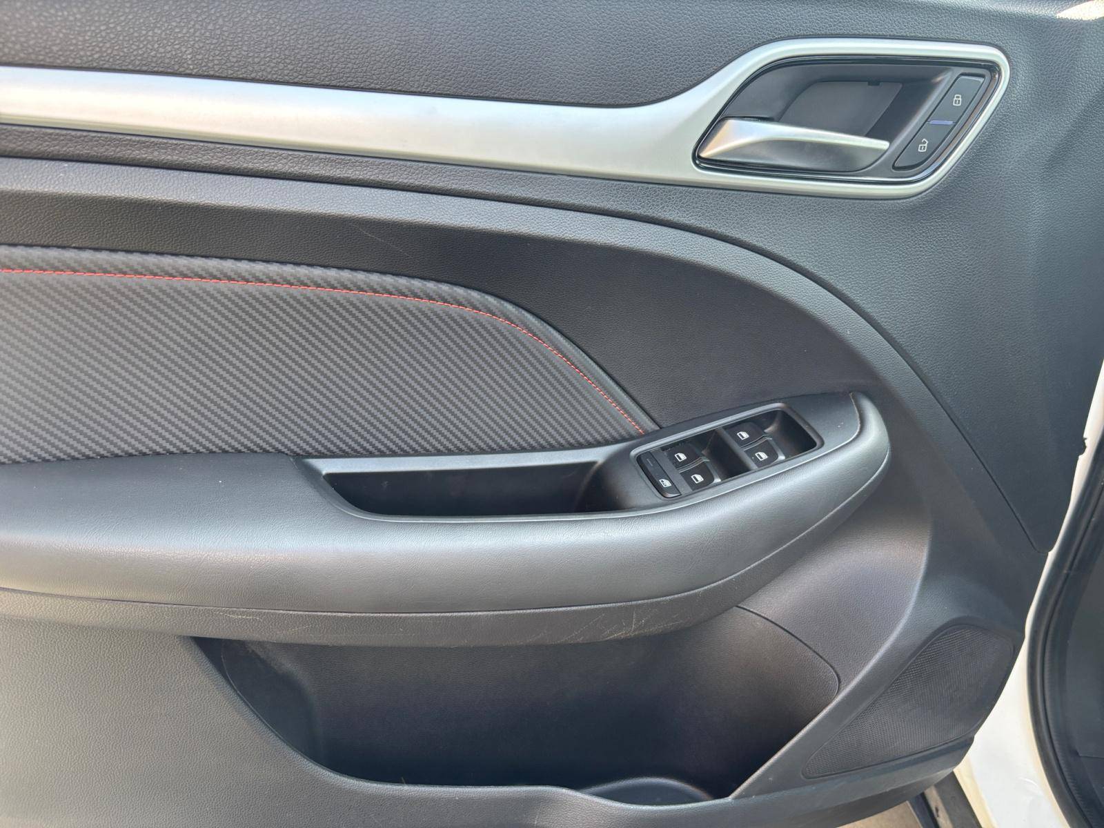 Image MG ZS Luxury 51kWh  ZS EV Autonomie Standard 51kWh - 130 kW 2WD Luxury