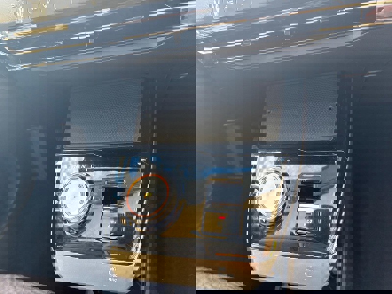 Image MG MG4 Luxury 64kWh 150kW  MG4 64KWH LUXURY