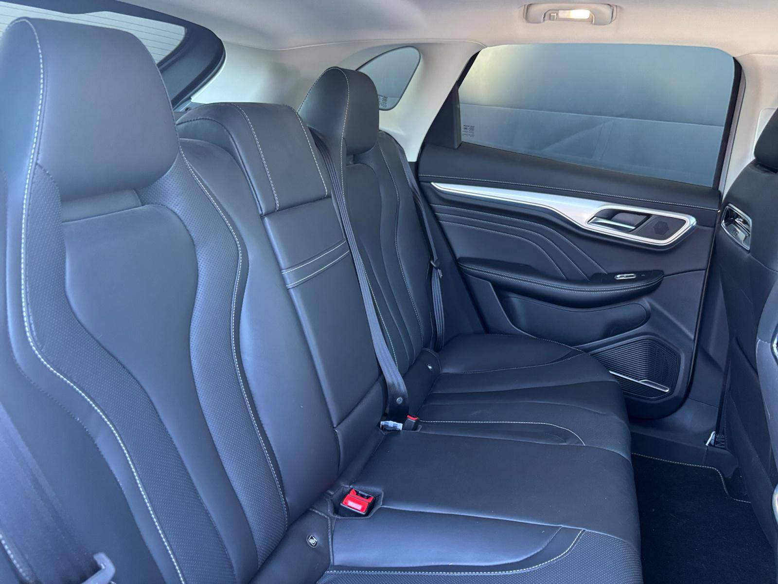 Image MG MARVEL R Luxury 70kWh  Marvel R EV 2WD Luxury