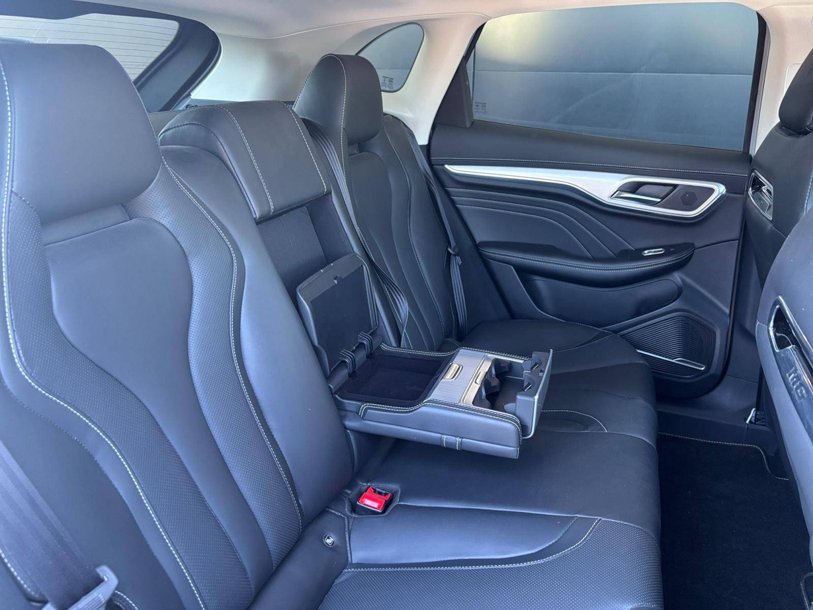 Image MG MARVEL R Luxury 70kWh  Marvel R EV 2WD Luxury