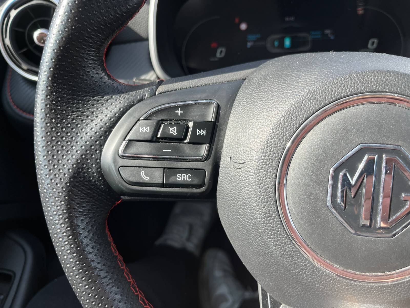 Image MG ZS Comfort 70kWh  ZS EV Autonomie Etendue 70kWh - 115 kW 2WD Comfort