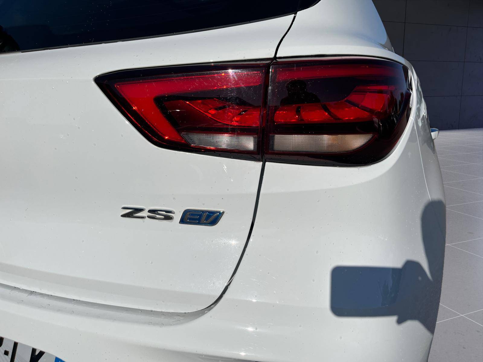 Image MG ZS EV Luxury   156 ch 