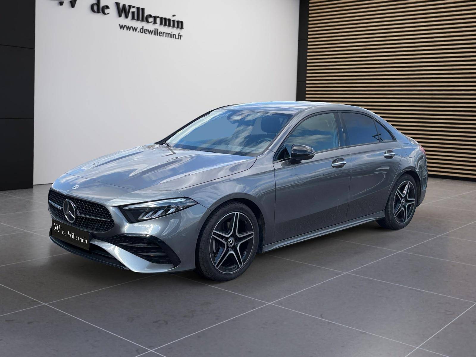 Photo MERCEDES CLASSE A BERLINE Classe A 200 d 8G-DCT