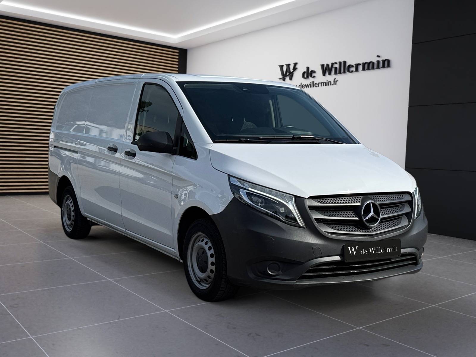 Photo MERCEDES VITO FOURGON VITO FOURGON 114 CDI LONG BVA RWD