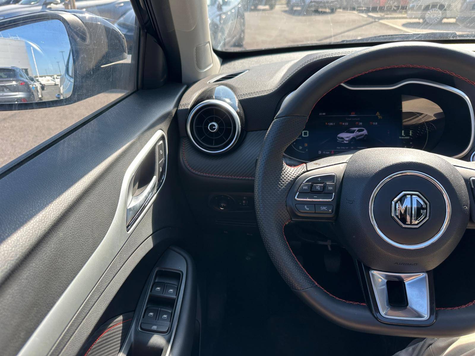 Image MG ZS Luxury  1.0 111 ch BVA6