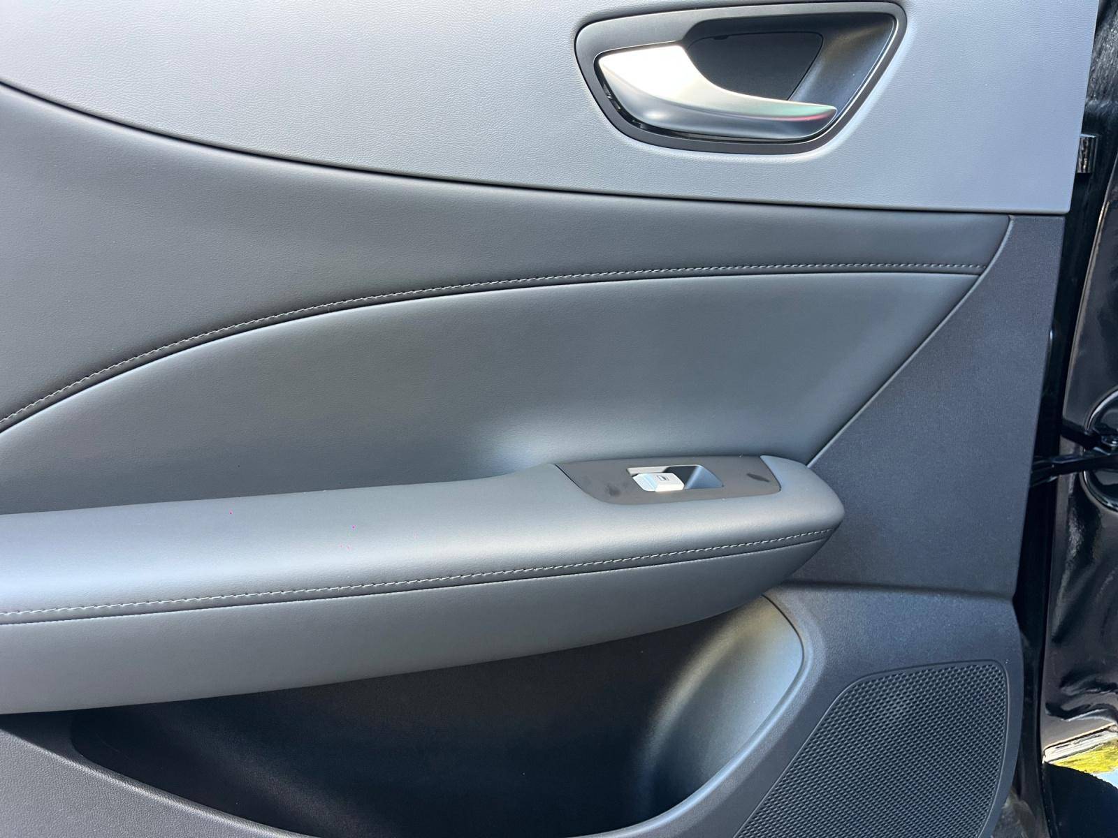 Image MG MGS5 EV Luxury 64KWH  MGS5 EV 64 KWH LUXURY