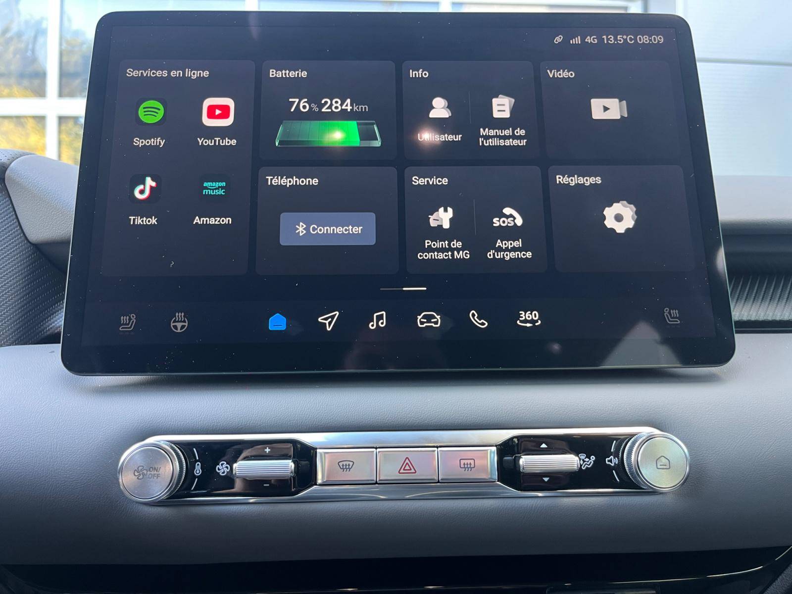 Image MG MGS5 EV Luxury 64KWH  MGS5 EV 64 KWH LUXURY