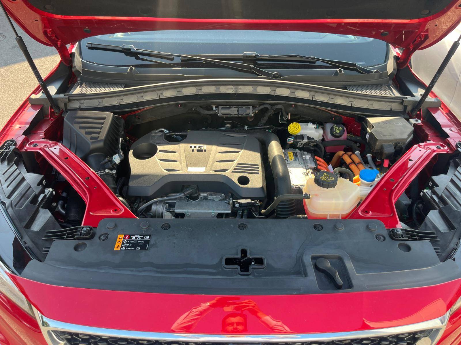 Image MG EHS 1.5T GDI PHEV Comfort Auto  EHS 1.5T GDI PHEV Comfort